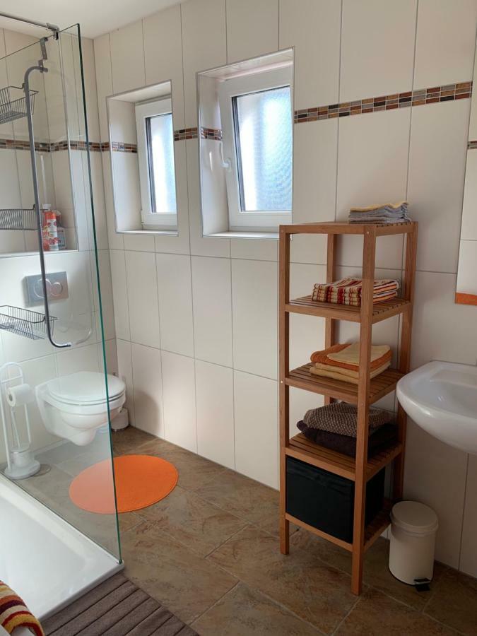 Moderne Ferienwohnung Mit Balkon Im Schoenen Saarland ดิลลิงเงน อัน แดร์ ซา ภายนอก รูปภาพ