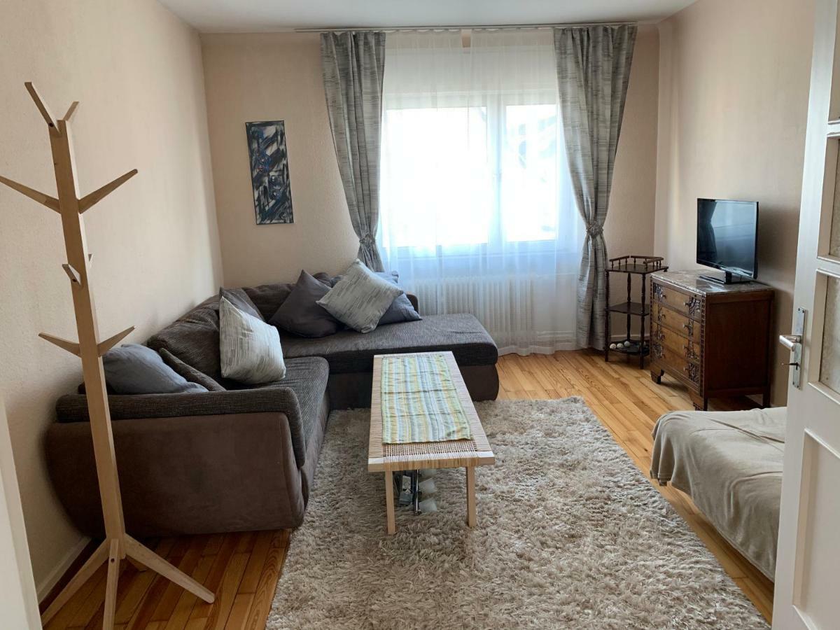 Moderne Ferienwohnung Mit Balkon Im Schoenen Saarland ดิลลิงเงน อัน แดร์ ซา ภายนอก รูปภาพ