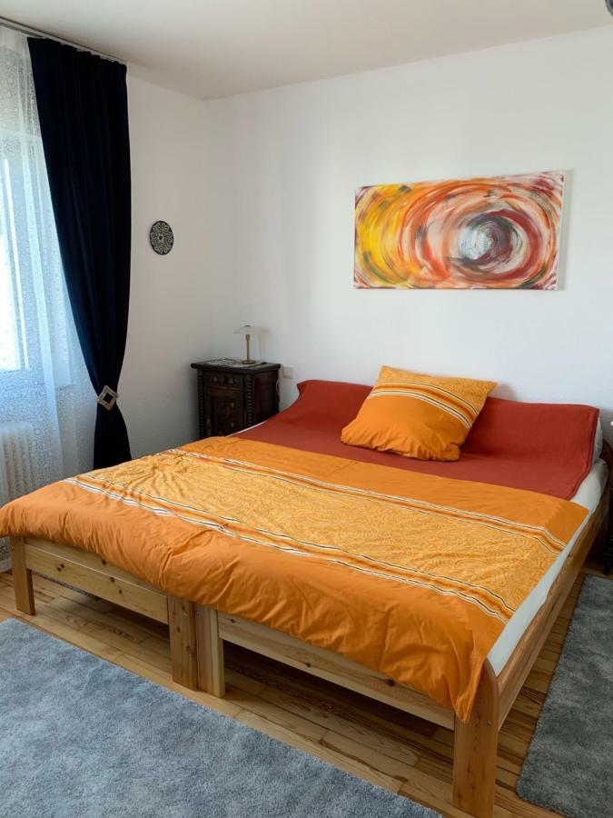 Moderne Ferienwohnung Mit Balkon Im Schoenen Saarland ดิลลิงเงน อัน แดร์ ซา ภายนอก รูปภาพ