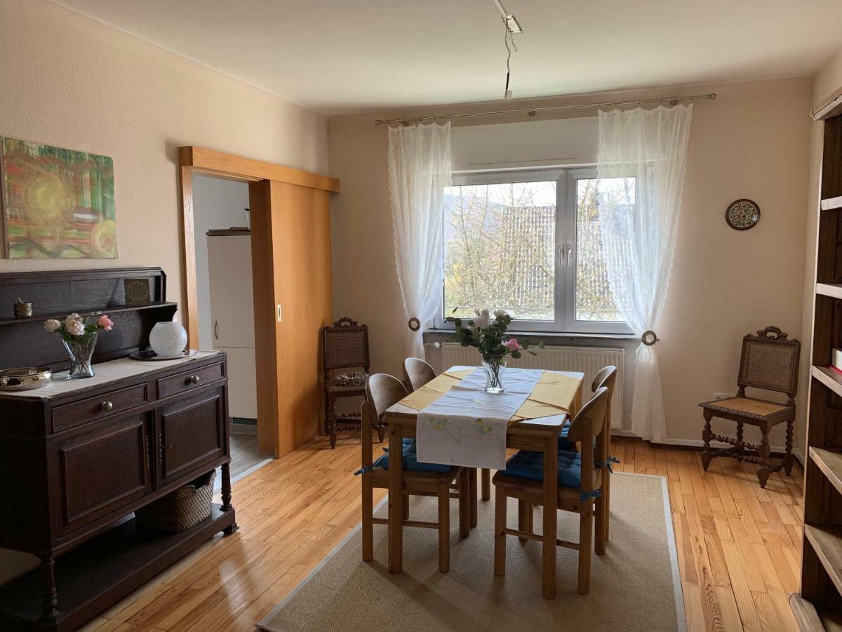 Moderne Ferienwohnung Mit Balkon Im Schoenen Saarland ดิลลิงเงน อัน แดร์ ซา ภายนอก รูปภาพ